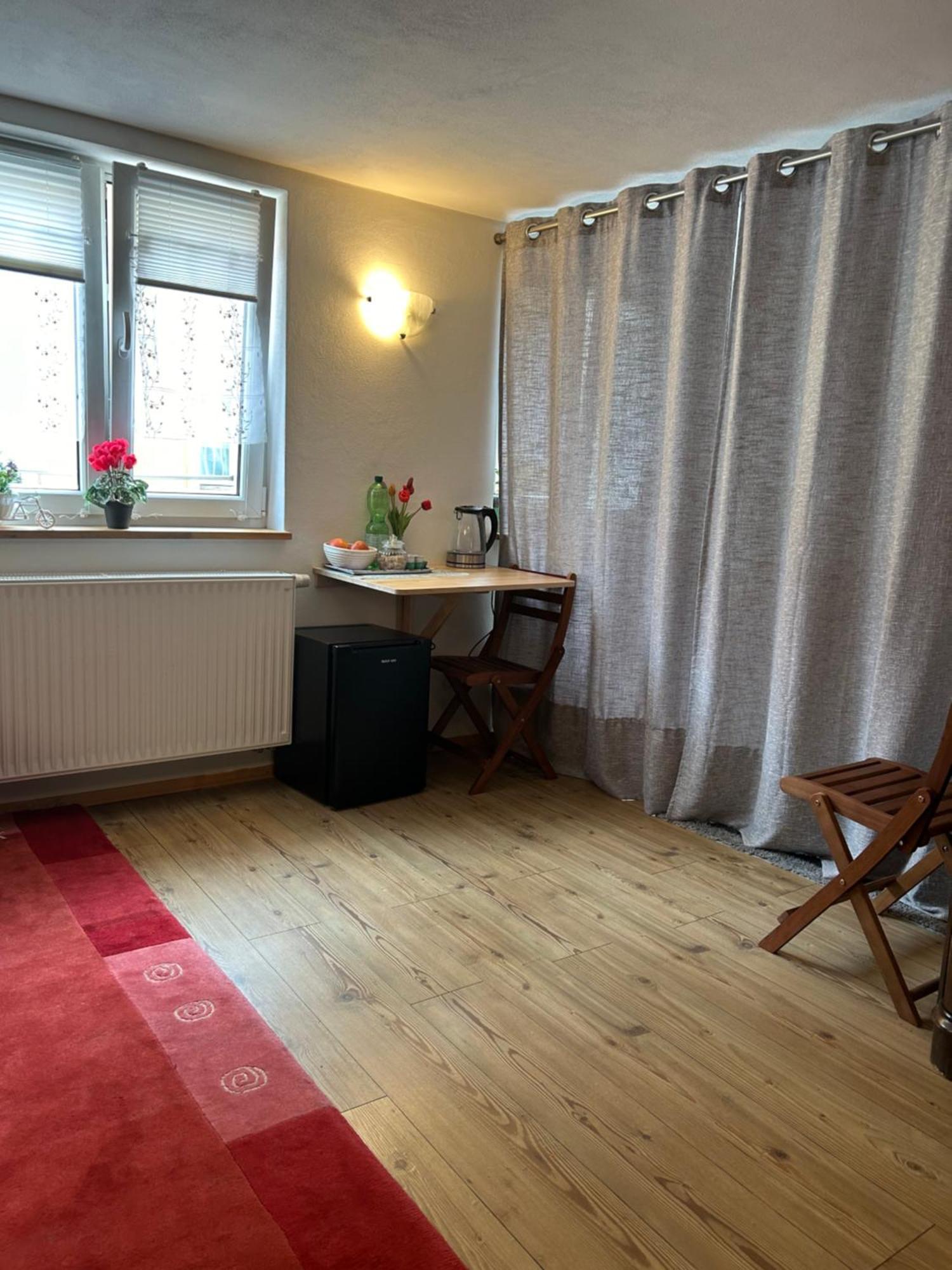 Homestay Waldshut-Tiengen Eksteriør billede